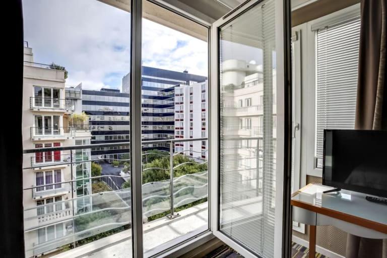 Guestready - Studio Cosy Pres Du Metro Issy-les-Moulineaux Zewnętrze zdjęcie